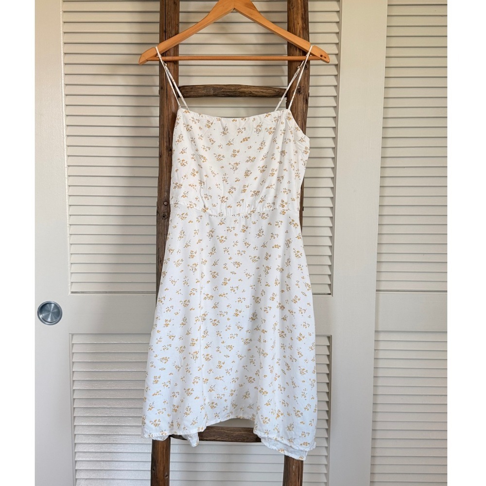 Volcom‎ Cream color floral print dress Size M
